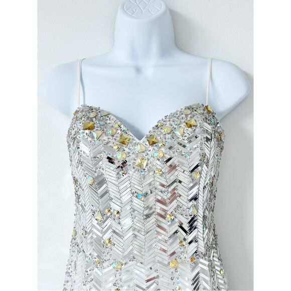 Dave & Johnny Sequin Lace-Up Backless Bodycon Dress | Size 7/8 - Picture 6 of 15